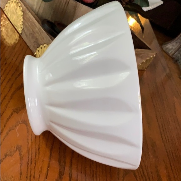 Extra Large Serving Bowl in white - Picture 4 of 16